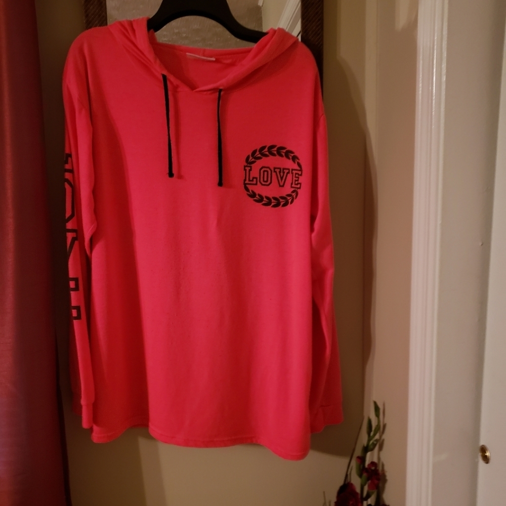 💙 Hot pink lightweight hoodie